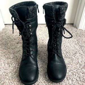 🖤Black combat boots. Size 7🖤
